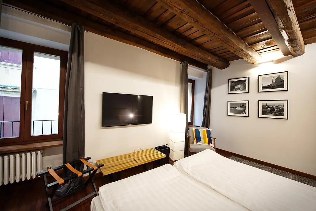 Santa Cecilia Apartment Βερόνα 0*,  Ιταλία